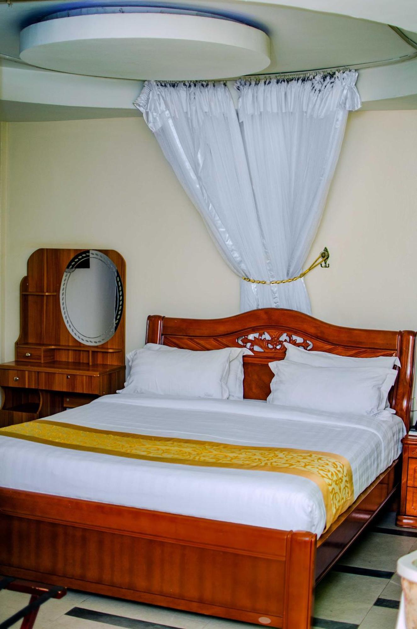 La Grande Hotel كامبالا المظهر الخارجي الصورة